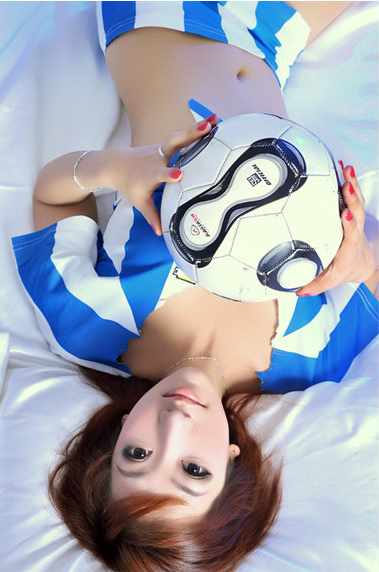 看性感美女,缓解颈椎疾??!